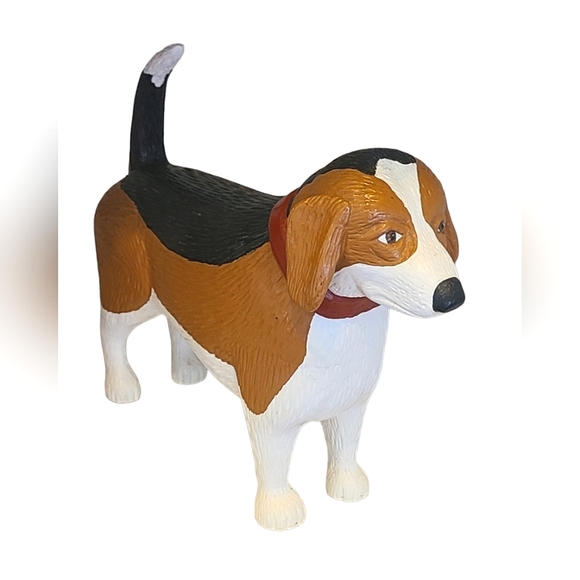 ISO (in search of - NOT SELLING) Stephen Huneck Beagle sculpture - Picture 2 of 2